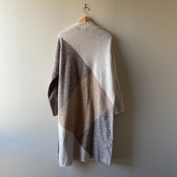 Ruby Moon | Soft Neutral Colour Block Duster Cardigan - Picture 3 of 9